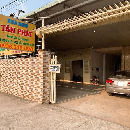 Hotel Nhà Nghỉ TáN PháT Ap Thanh Son Exterior foto